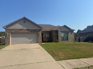 8 Wallace Way, Vilonia, AR 72173