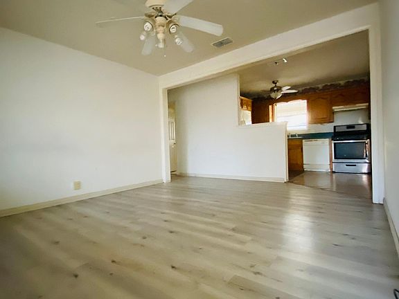 2nd image of 411 N Cherry St