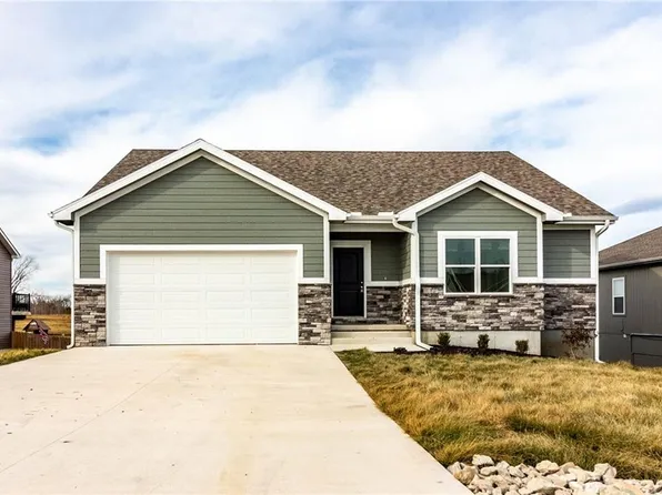 80 SE 451st Rd, Warrensburg, MO 64093