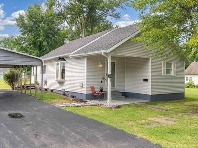 1516 W Maple St, Herrin, IL, 62948