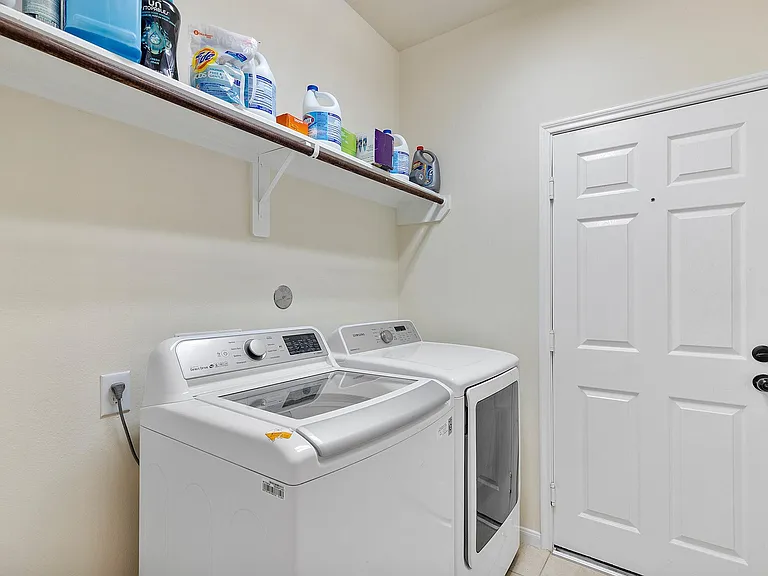 16911 Savannah Park Dr — Photo 21
