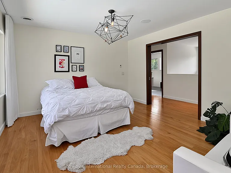 4 Holly Ct — Photo 28
