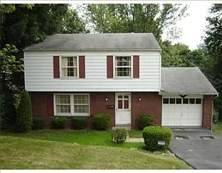 4412 Lorraine Dr photo 1