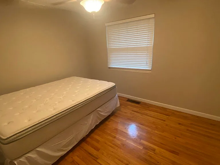1504 Sunset Ln — Photo 14