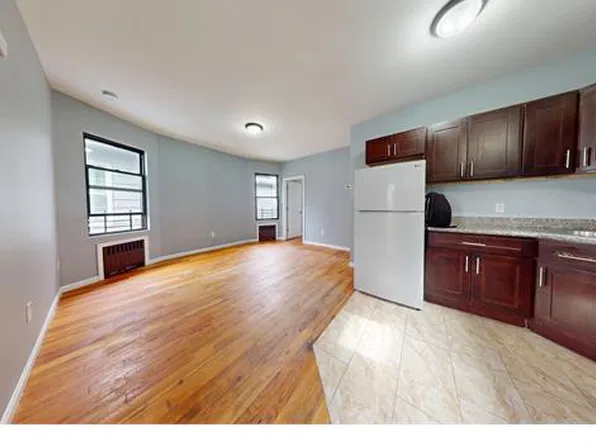 187 Nicholas Ave #2, Staten Island, NY 10302