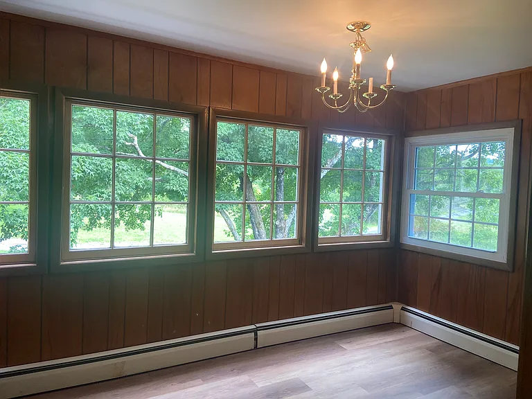 365 Greenview Dr — Photo 14