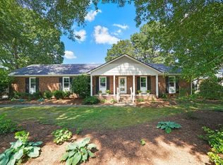 201 SE Maynard Rd, Cary, NC 27511