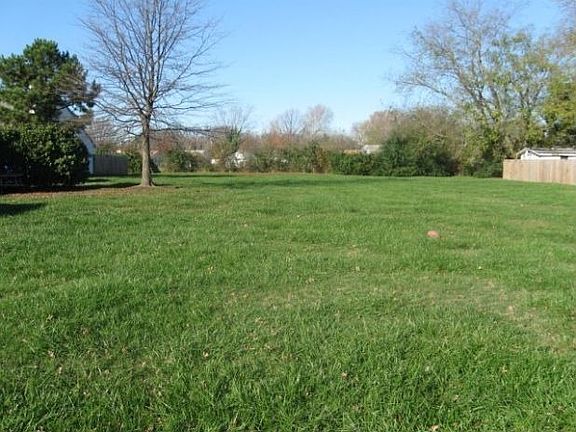 4th image of 181 Parkway Dr