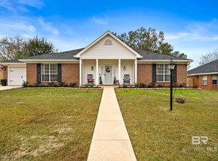 9521 Oak Forrest Dr, Mobile, AL 36695