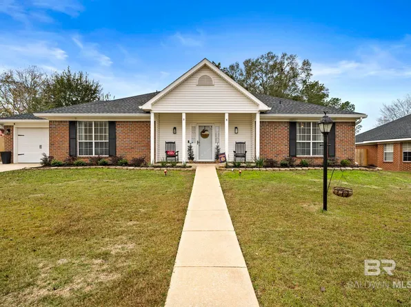 9521 Oak Forrest Dr, Mobile, AL 36695