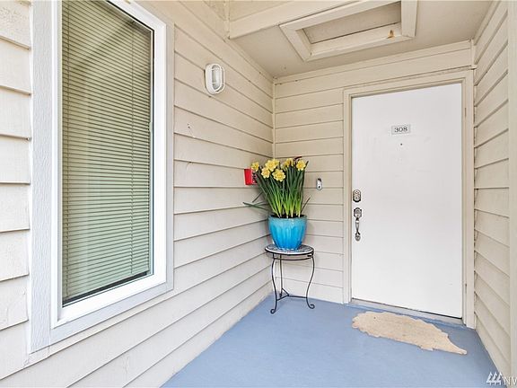 2nd image of 9302 Redmond Woodinville Rd NE #A308