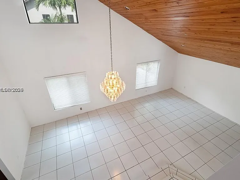 14251 SW 107th Ter — Photo 28