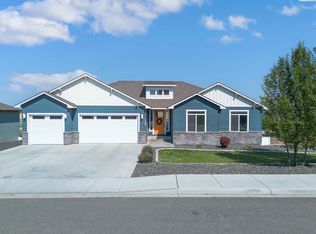 1725 S Currant St, Kennewick, WA 99338
