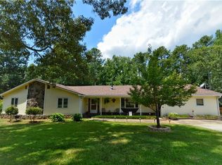 1662 Collins Hill Rd, Lawrenceville, GA 30043