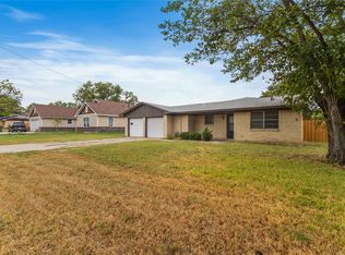 1240 E Jefferson St, Van Alstyne, TX 75495