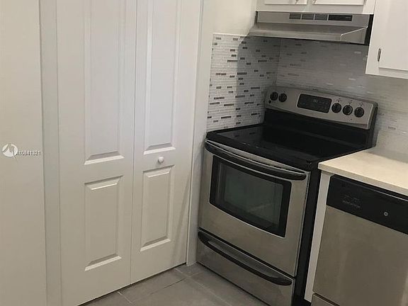 5th image of 8020 Fairview Dr APT 307
