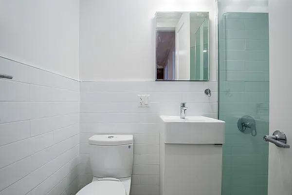 Rented by Nooklyn NYC LLC | media 14