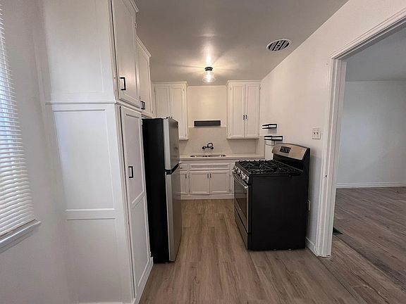2nd image of 5279 E The Toledo APT 2