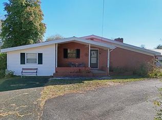 33 Dover Rd, Blairsville, GA 30512