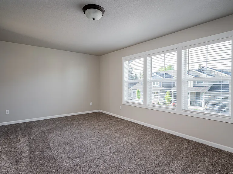 10510 NE 104th St — Photo 9