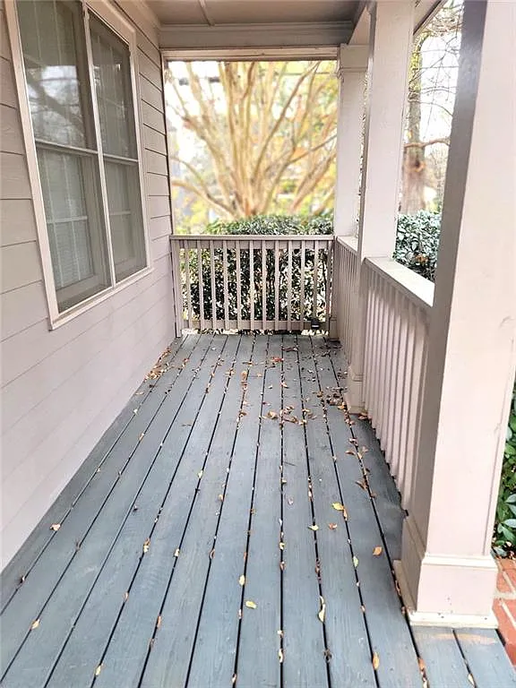 3 bed, 2.5 bath, 1478 sqft, $2,995 — Photo 3