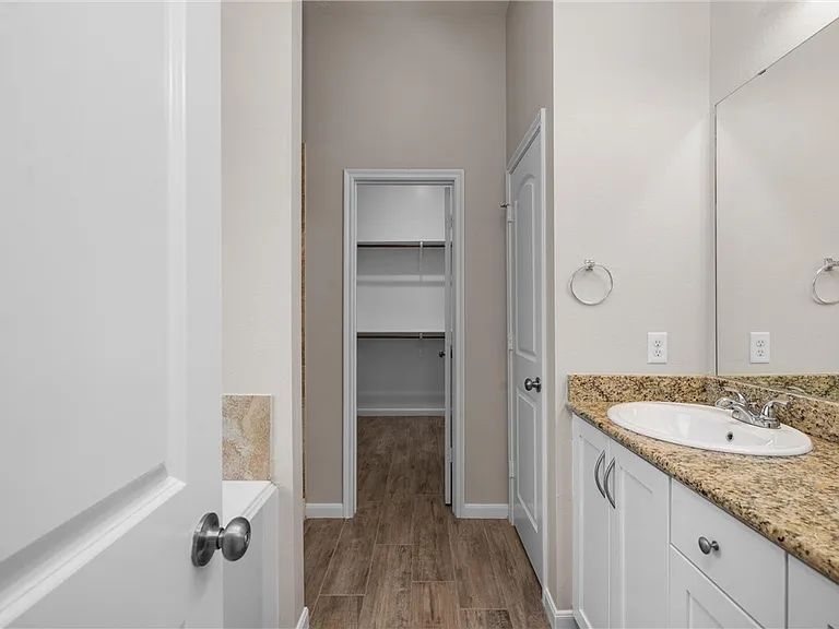 3075 Positano Loop — Photo 15