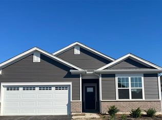 2513 Skye Dr, Pingree Grove, IL 60140