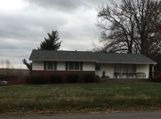 Rr 1 Box 124, Carrollton, IL 62016