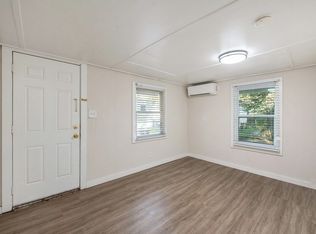 2755 E Surrey Dr #B, North Charleston, SC 29405