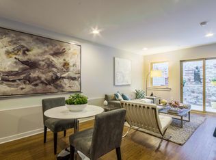 1220 Mount Vernon St, Philadelphia, PA