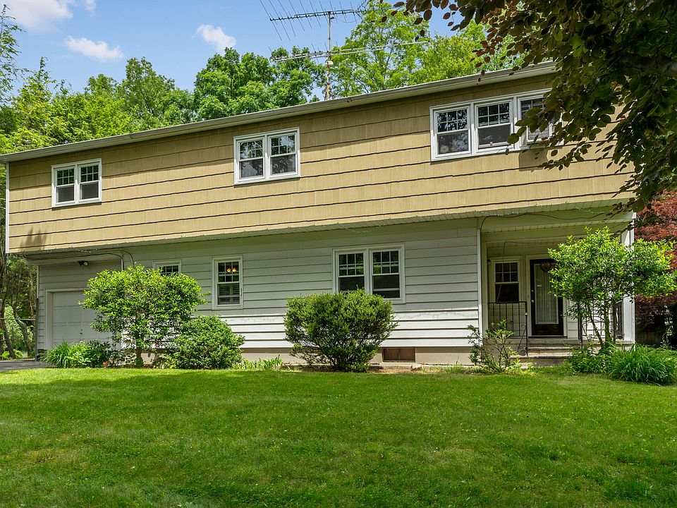1st image of 2118 Gerard Ct