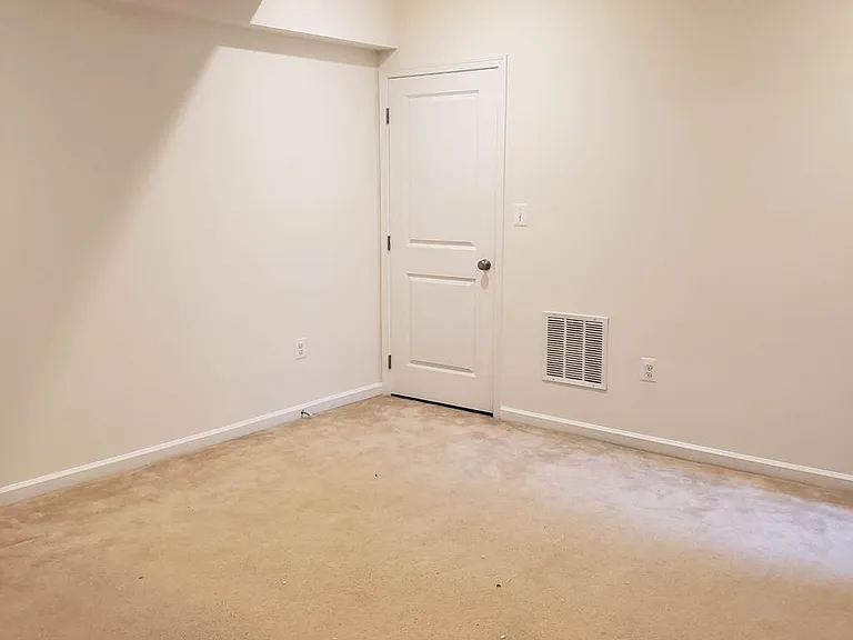 23409 Berkeley Meadows Dr — Photo 12