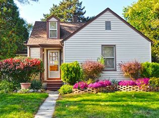 5248 Fletcher St, Wayne, MI 48184