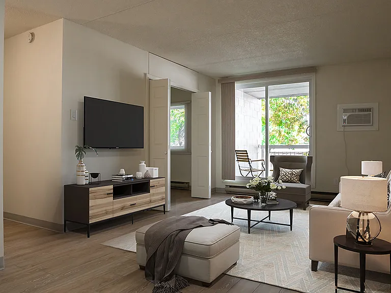 305 Mandalay Dr #301 — Photo 3
