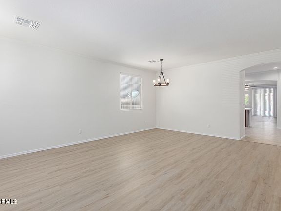 4th image of 17636 W BUCHANAN Street