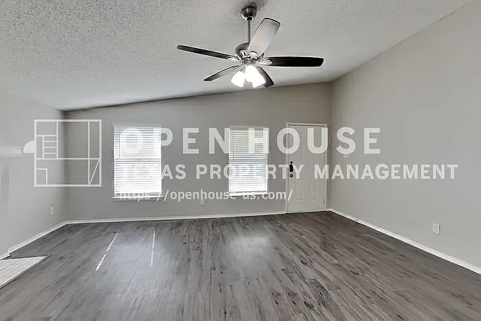 5211 Carpenter Dr — Photo 5