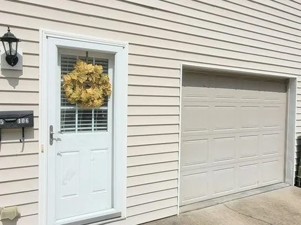 2305 Kanawha Ter APT 106, Saint Albans, WV 25177