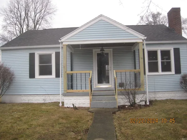 1114 E 29th St, Muncie, IN 47302