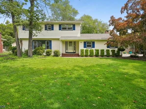 54 Canterbury Dr, Scotch Plains, NJ 07076