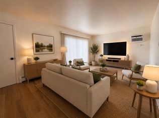 7920 S 82nd Ave APT 2N, Justice, IL 60458