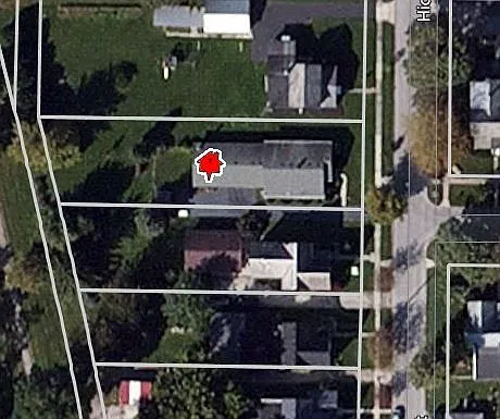 401 Hickory St photo 1