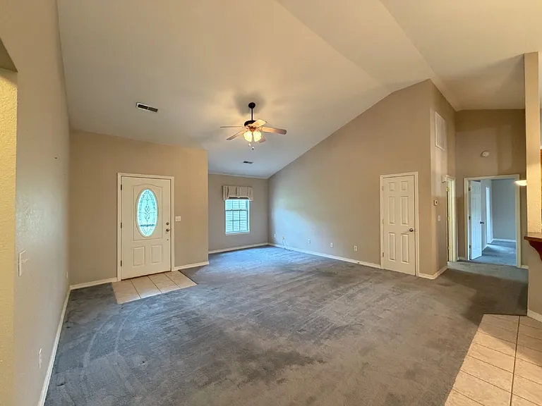 285 Willowbrooke — Photo 3