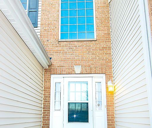 3rd image of 204 Emerald Dr