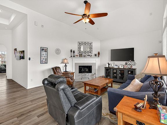 5th image of 314 Cabernet Dr