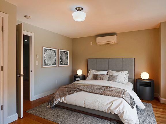 3rd image of 349 Mount Pleasant Ave #2L