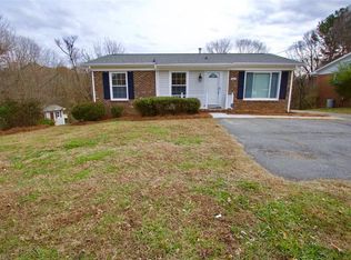 501 Brookridge Dr, Winston Salem, NC 27103