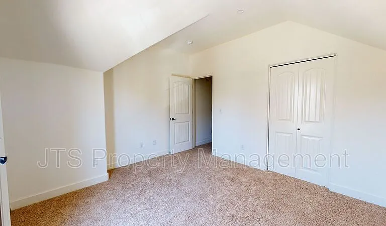1349 Piper Pl — Photo 21