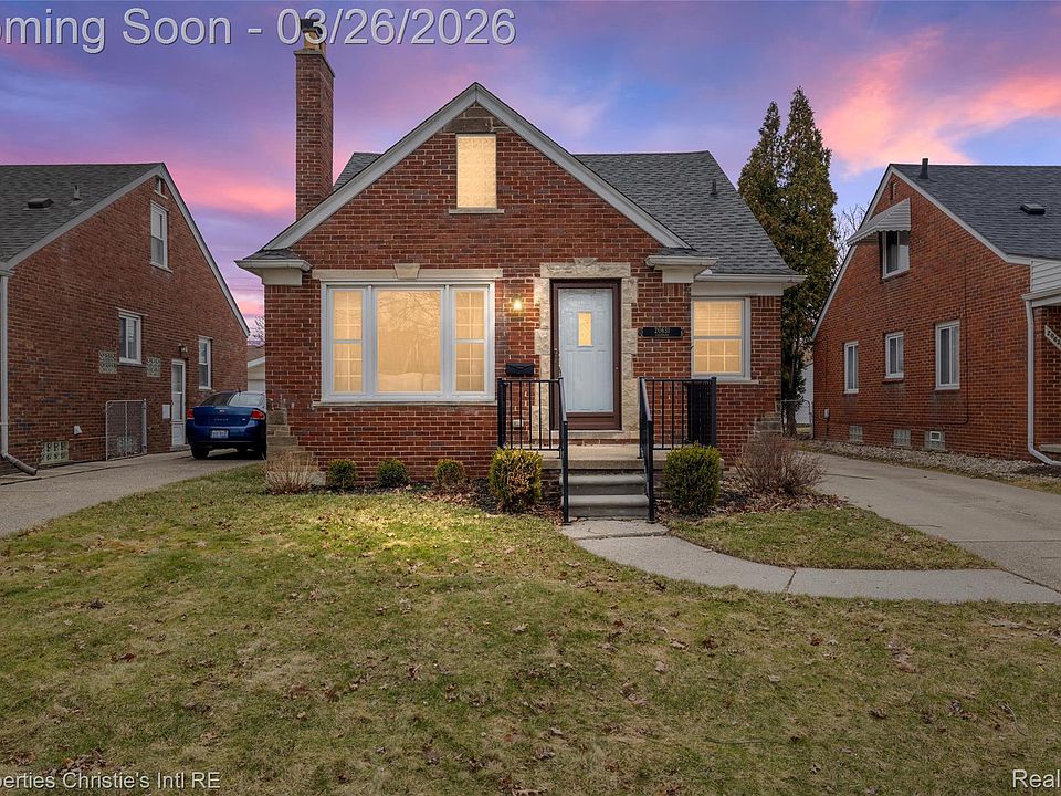 1st image of 20631 Lochmoor St
