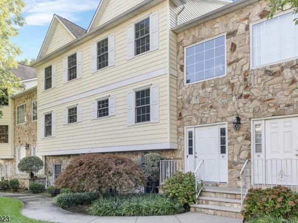 40 Belle-Oaks Ln, Belleville Twp., NJ 07109