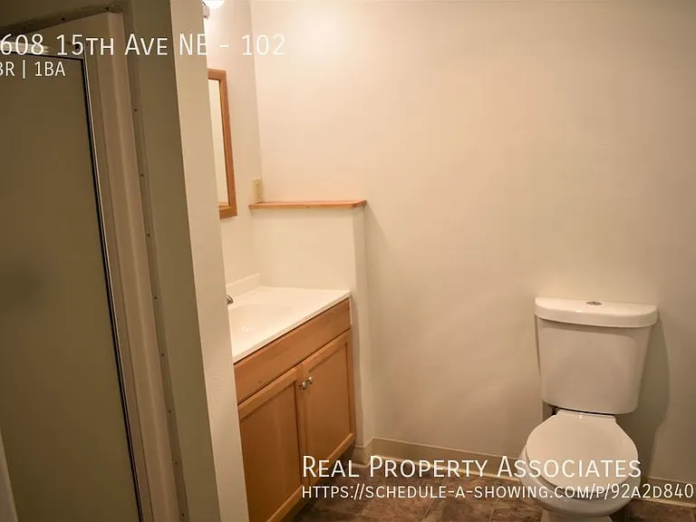 5608 15th Ave NE — Photo 28